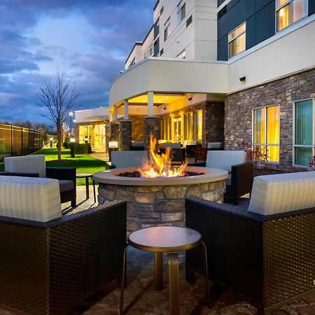 Courtyard By Marriott Schenectady At Mohawk Harbor Hotel Екстериор снимка