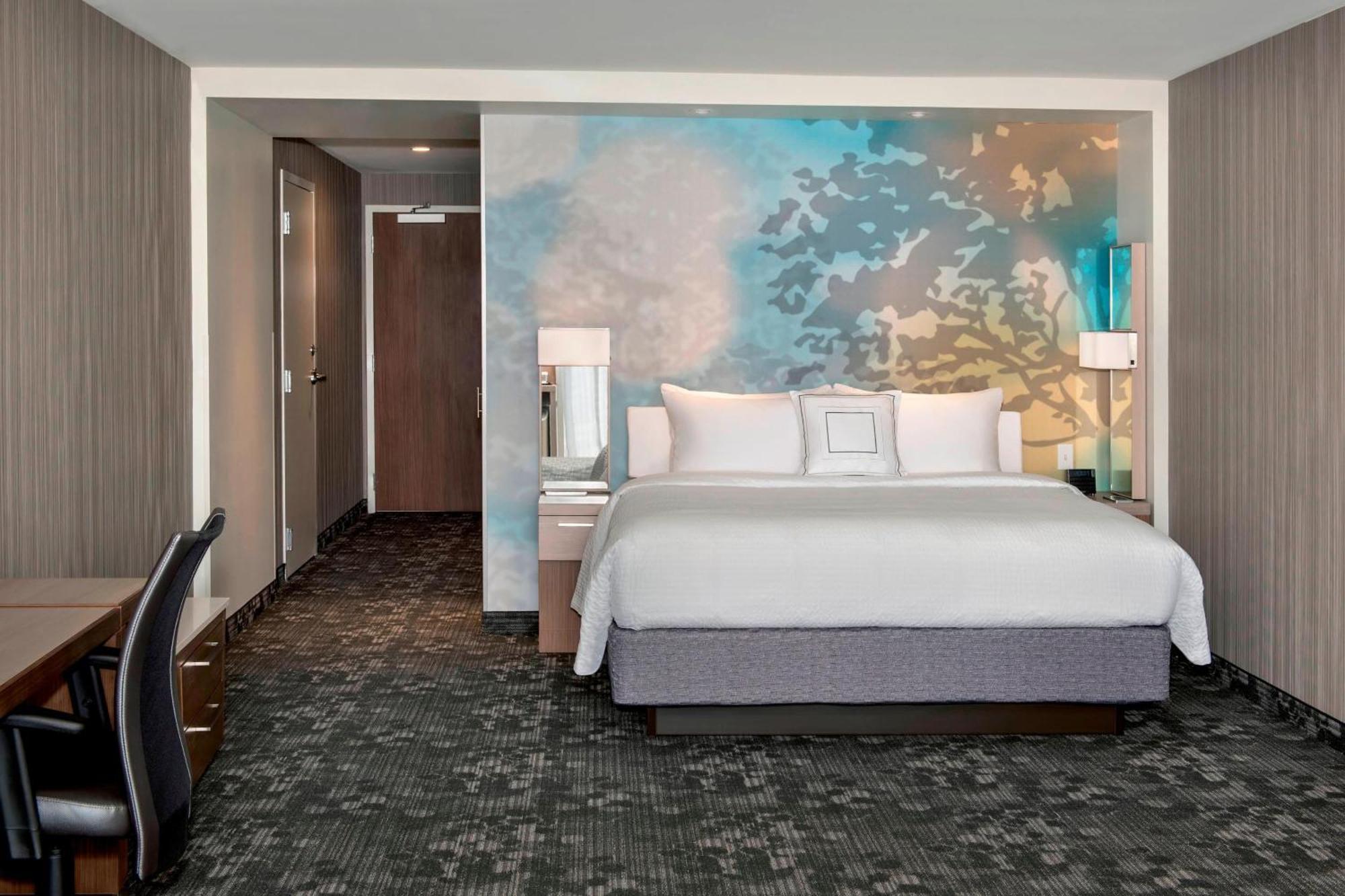Courtyard By Marriott Schenectady At Mohawk Harbor Hotel Екстериор снимка